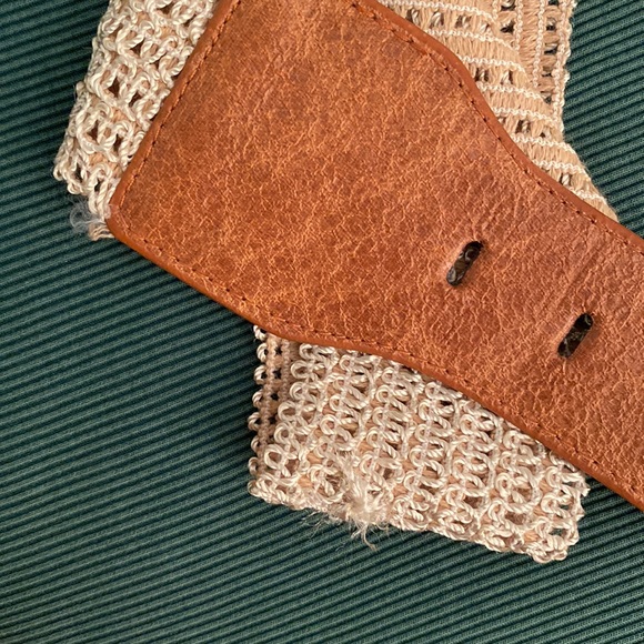 Brown/beige waist belt - Picture 3 of 7